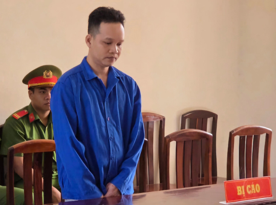 Danh Tiến Anh lĩnh án 9 năm tù về tội "Giết người". (Ảnh: Văn Vũ)