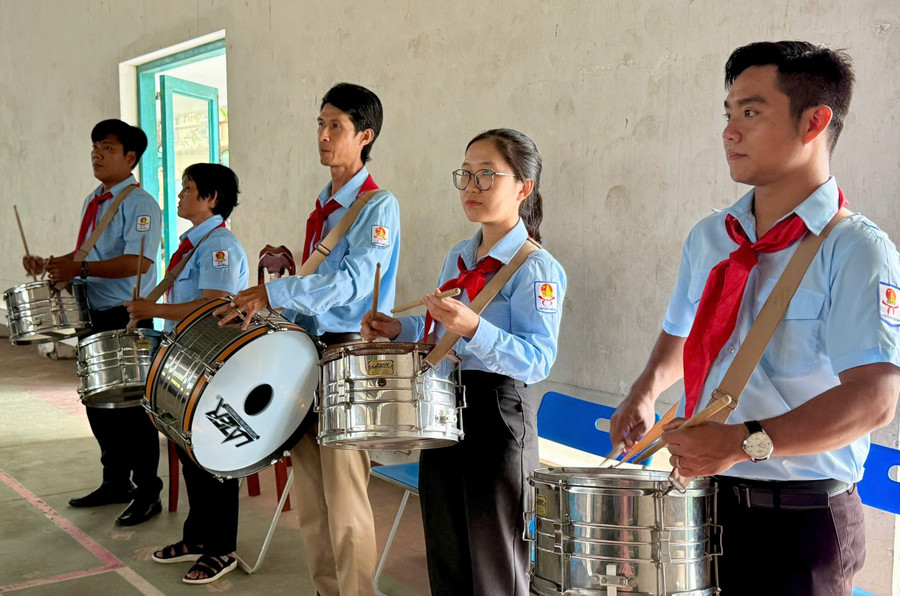 Các thí sinh thi phần thực hành kỹ năng. 1000043867.jpg