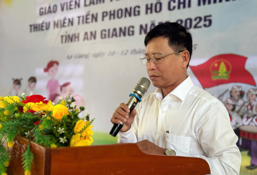 Ông Võ Văn Quới phát biểu khai mạc Hội thi. 1000043863.jpg