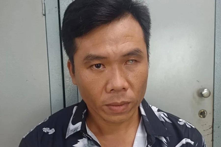 Nguyễn Phú Hiền đầu thú sau hơn 1 trốn nã về tội danh Cố ý gây thương tích. (Ảnh: Nghiêm Túc)