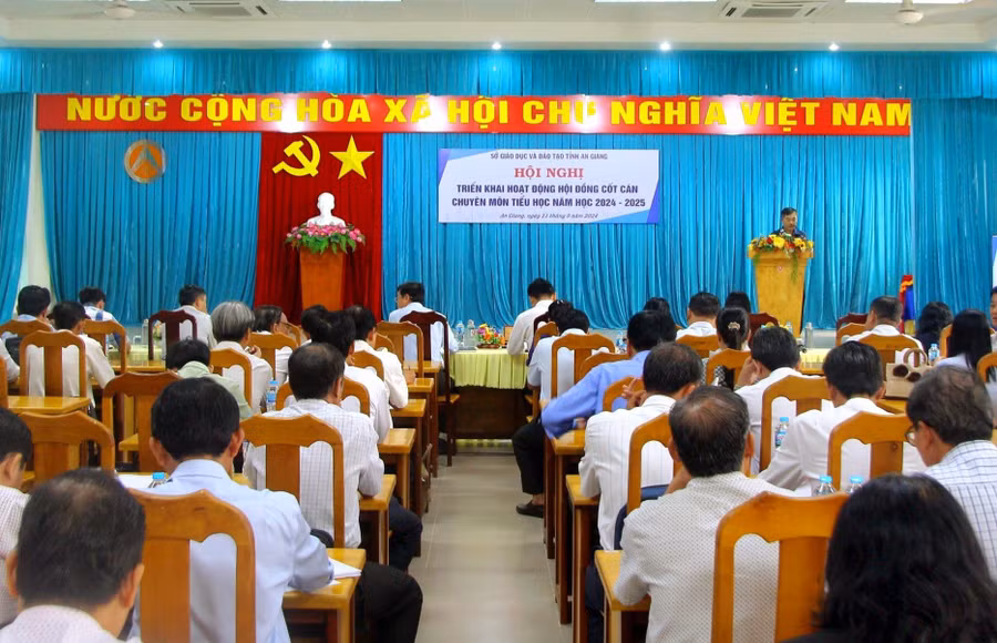 An Giang: Hội nghị triển khai hoạt động Hội đồng cốt cán chuyên môn tiểu học. (Ảnh: Trọng Nhân).