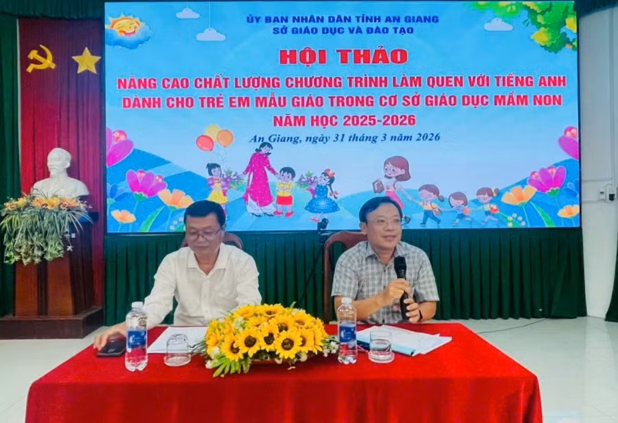 Đại diện lãnh đạo Sở GD&ĐT tỉnh An Giang chủ trì Hội thảo.