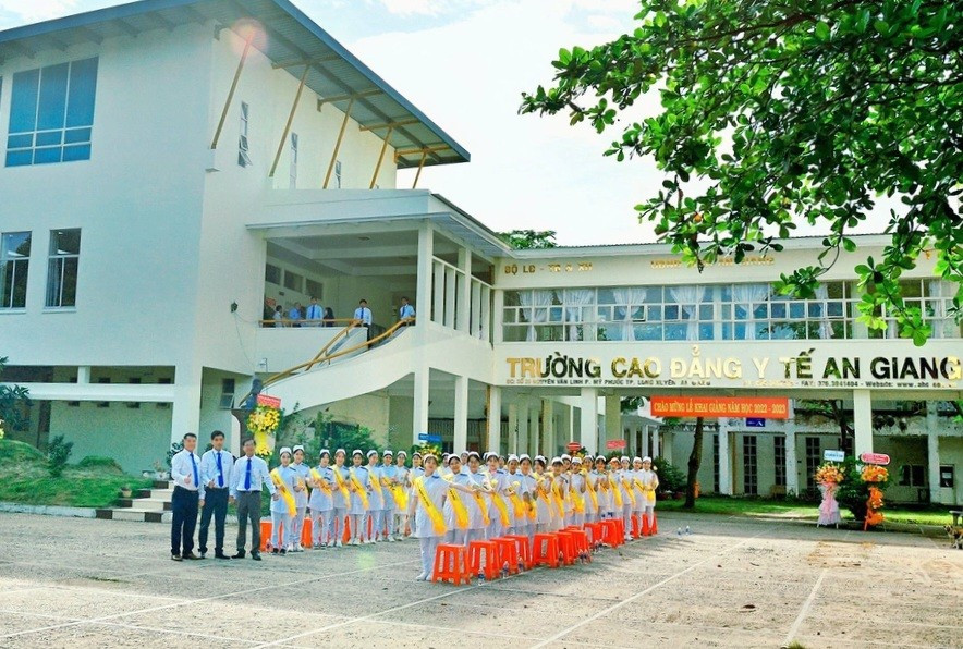 Năm 2026, Trường Cao đẳng Y tế An Giang tuyển sinh 770 chỉ tiêu hệ chính quy.