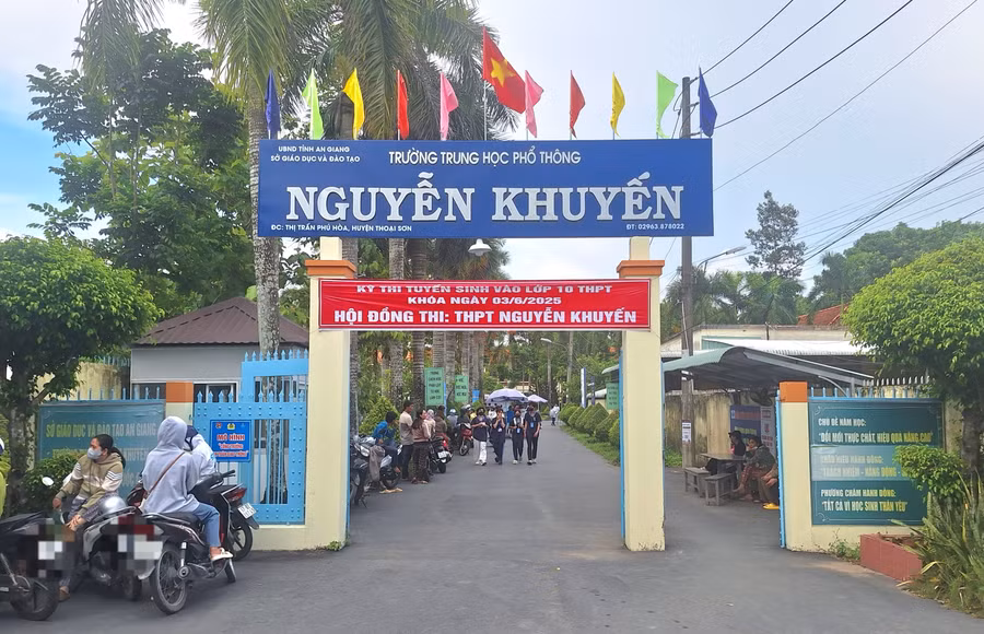 Kỳ thi tuyển sinh vào lớp 10 ở An Giang diễn ra an toàn, nghiêm túc, đúng quy chế. (Ảnh: Trọng Nhân) 