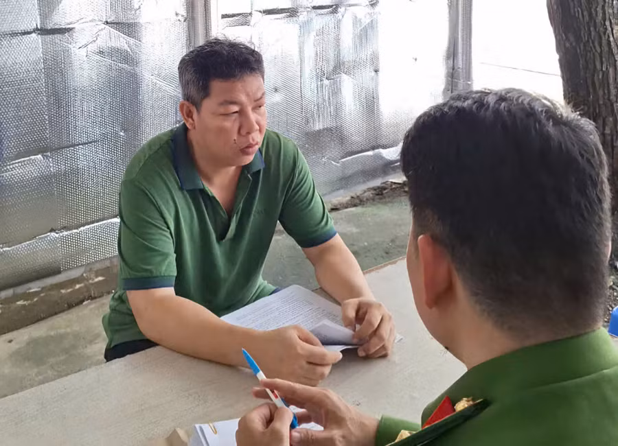 Nguyễn Quốc Tân bị đề nghị truy tố về tội "Lừa đảo chiếm đoạt tài sản". (Ảnh: Nghiêm Túc).