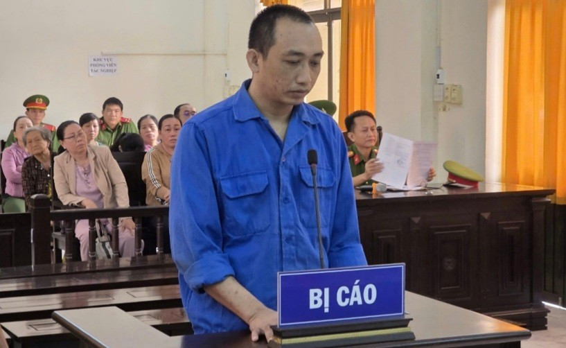 Người đàn ông sát hại anh vợ sau cuộc nhậu, lĩnh án 18 năm tù. Ảnh: Văn Vũ.