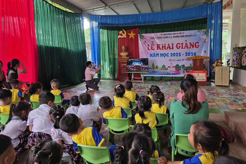 khai-giang-my-ly-7.jpg