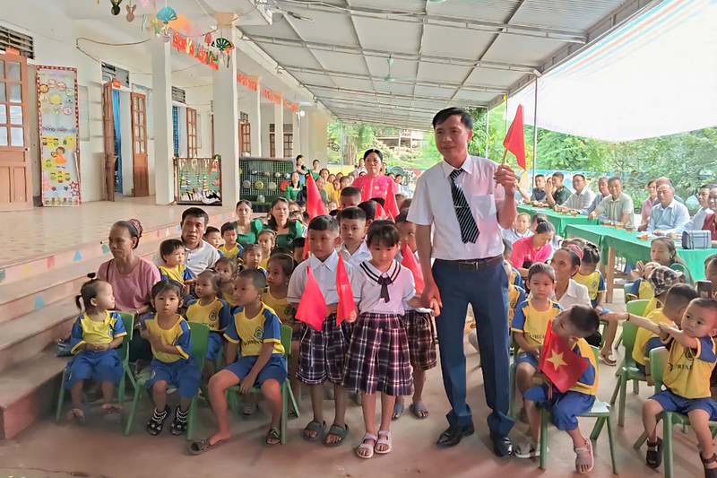 khai-giang-my-ly-3.jpg