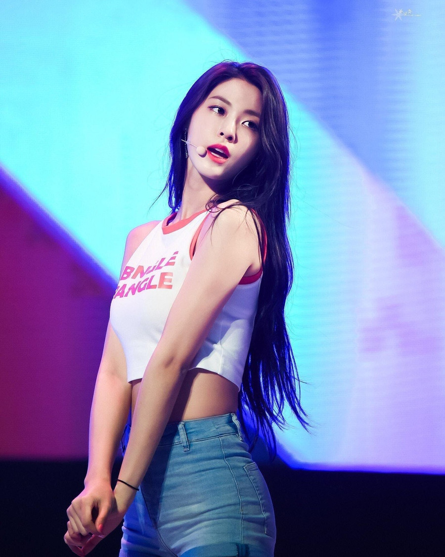 thực tập sinh Kpop bị sa thải ảnh 3 thuc tap sinh Kpop bi sa thai anh 3