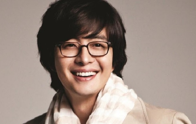 Bae Yong Joon - nam diễn viên gây thương nhớ trong "Mối tình đầu" giờ ra sao?