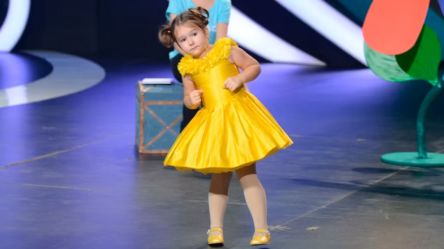 Cách học ngoại ngữ của thần đồng Nga nói thạo 8 thứ tiếng