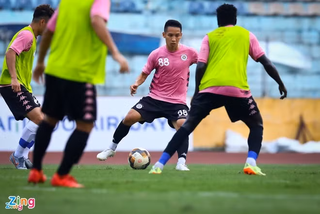 Đỗ Hùng Dũng: "Tôi đã chuẩn bị cho áp lực từ danh hiệu Quả bóng vàng"