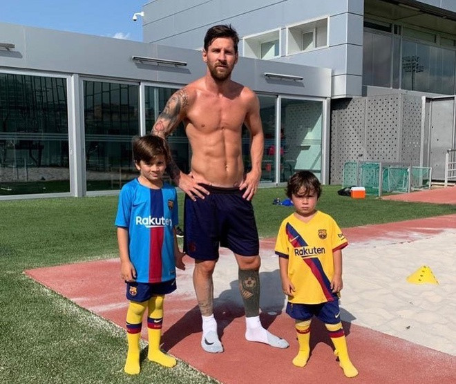 Messi rời Barca ảnh 3 Messi roi Barca anh 3