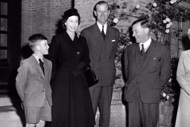 con cháu hoàng gia đi học ảnh 5 con chau hoang gia di hoc anh 5