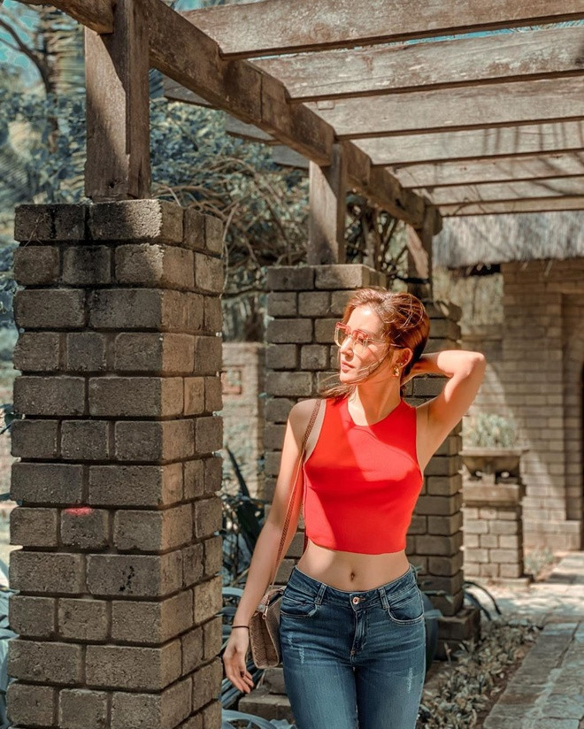 Á hậu Vi Thị Đông, Trịnh Chân Trân... từng được dự đoán là hoa hậu giờ ra sao? ảnh 16