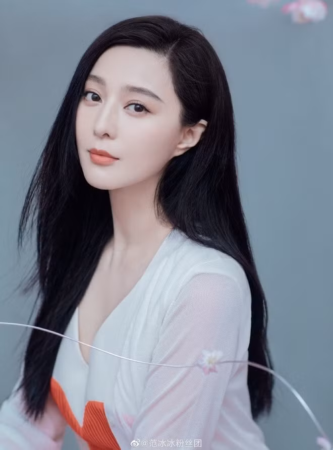 Ảnh 22 tuổi chưa từng được công bố của Phạm Băng Băng ảnh 2