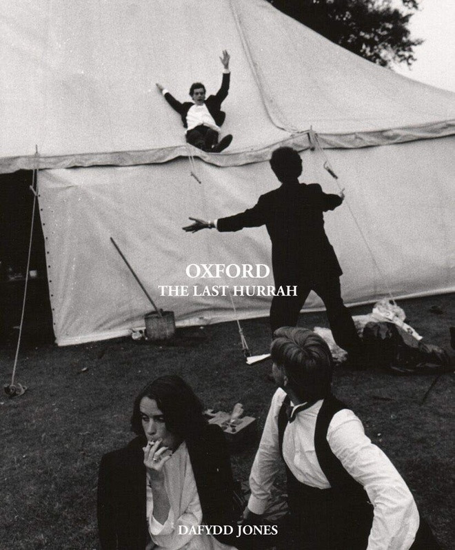 Tiệc tùng của sinh viên Oxford ảnh 1 Tiec tung cua sinh vien Oxford anh 1