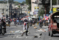 Chùm ảnh bạo lực băng đảng bao trùm Port-au-Prince của Haiti