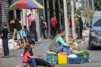  Hình ảnh cuộc sống tiếp diễn ở Gaza sau những trận bom