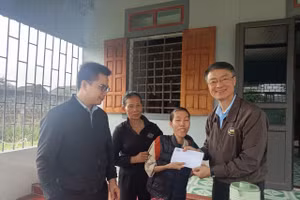 Formosa Hà Tĩnh mang Tết ấm đến gia đình khó khăn, trẻ em kém may mắn