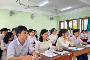 Ngành Giáo dục tỉnh Gia Lai tăng tốc ôn tập cho học sinh, chuẩn bị cho Kỳ thi tốt nghiệp THPT 2026.