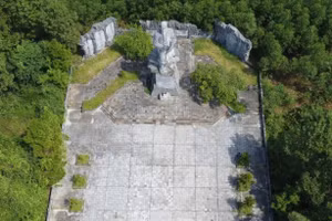 Khu di tích Danh y Hải Thượng Lãn Ông tại huyện Hương Sơn, Hà Tĩnh.