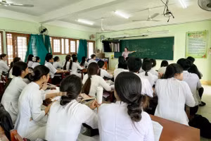 Việc xét thăng hạng góp phần quan trọng trong việc chuẩn hóa đội ngũ viên chức giáo dục.