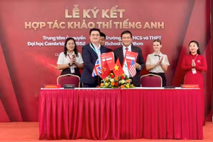 Trường Tiểu học - THCS và THPT iSchool Quy Nhơn (tỉnh Gia Lai) tổ chức lễ ký kết hợp tác khảo thí tiếng Anh với Trung tâm ủy quyền Đại học Cambridge VN552.