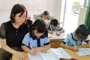 Giáo viên và học sinh tỉnh Gia Lai.