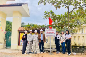 Công ty Xi măng Sông Gianh chung tay đảm bảo an toàn cho học sinh vùng khó