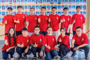 Đội tuyển Hà Tĩnh dự thi HSG quốc gia môn Hóa học.