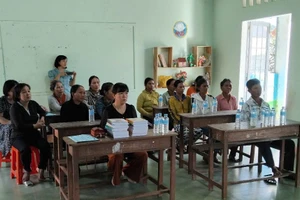 Lớp học xóa mù chữ ở Bình Định (cũ).