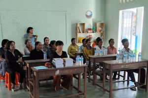 Lớp học xóa mù chữ ở Bình Định (cũ).