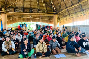 Phụ nữ xã Ngọk Réo được tuyên truyền về bình đẳng giới và hỗ trợ phát triển kinh tế.