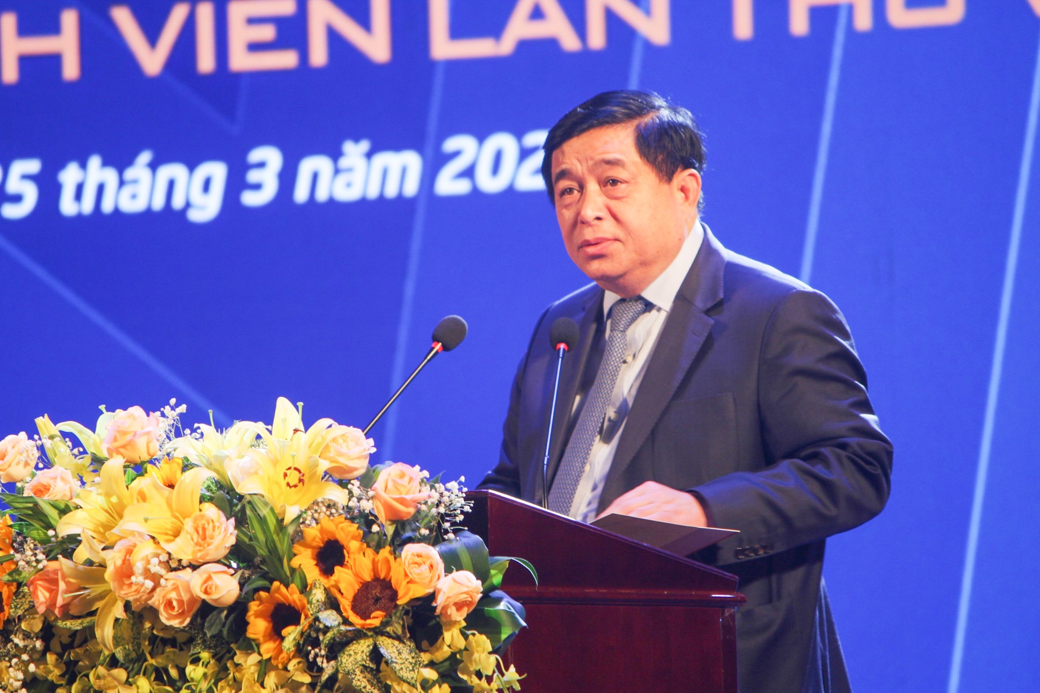 Bộ trưởng KH&ĐT Nguyễn Chí Dũng phát biểu.