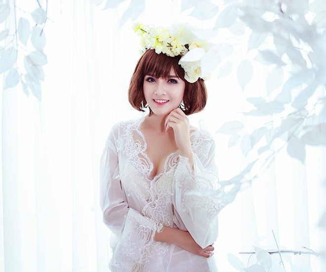 Hình ảnh của hot girl 9X ở thời điểm hiện tại đang hướng đến phong cách gợi cảm, quyến rũ, đối lập với sự ngây thơ, trong sáng ngày trước. Lilly Luta: