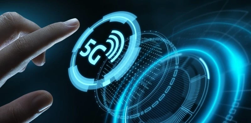 Các công ty chạy đua để khởi động mạng 5G.