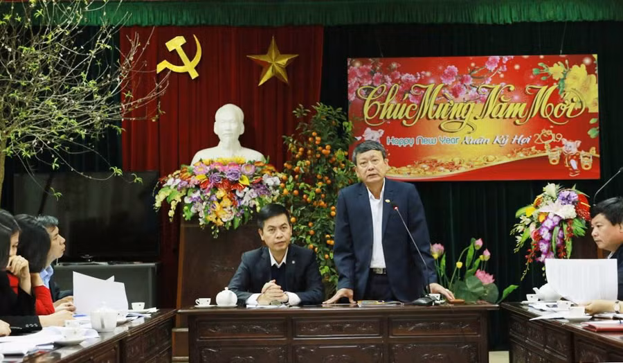 Họp bàn kế hoạch tổ chức các hoạt kỷ niệm 990 năm danh xưng Thanh Hoá 