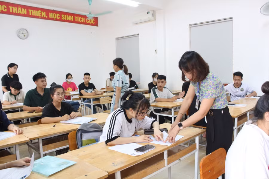 Sở GD&ĐT tỉnh Hoà Bình yêu cầu các cơ sở giáo dục không được lợi dụng Ban đại diện phụ huynh để làm thu.