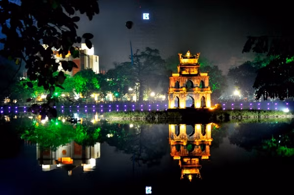 Nghệ sĩ Thủ đô tiếp tục góp sức mình vì một Hà Nội hào hoa. Ảnh minh họa: ITN