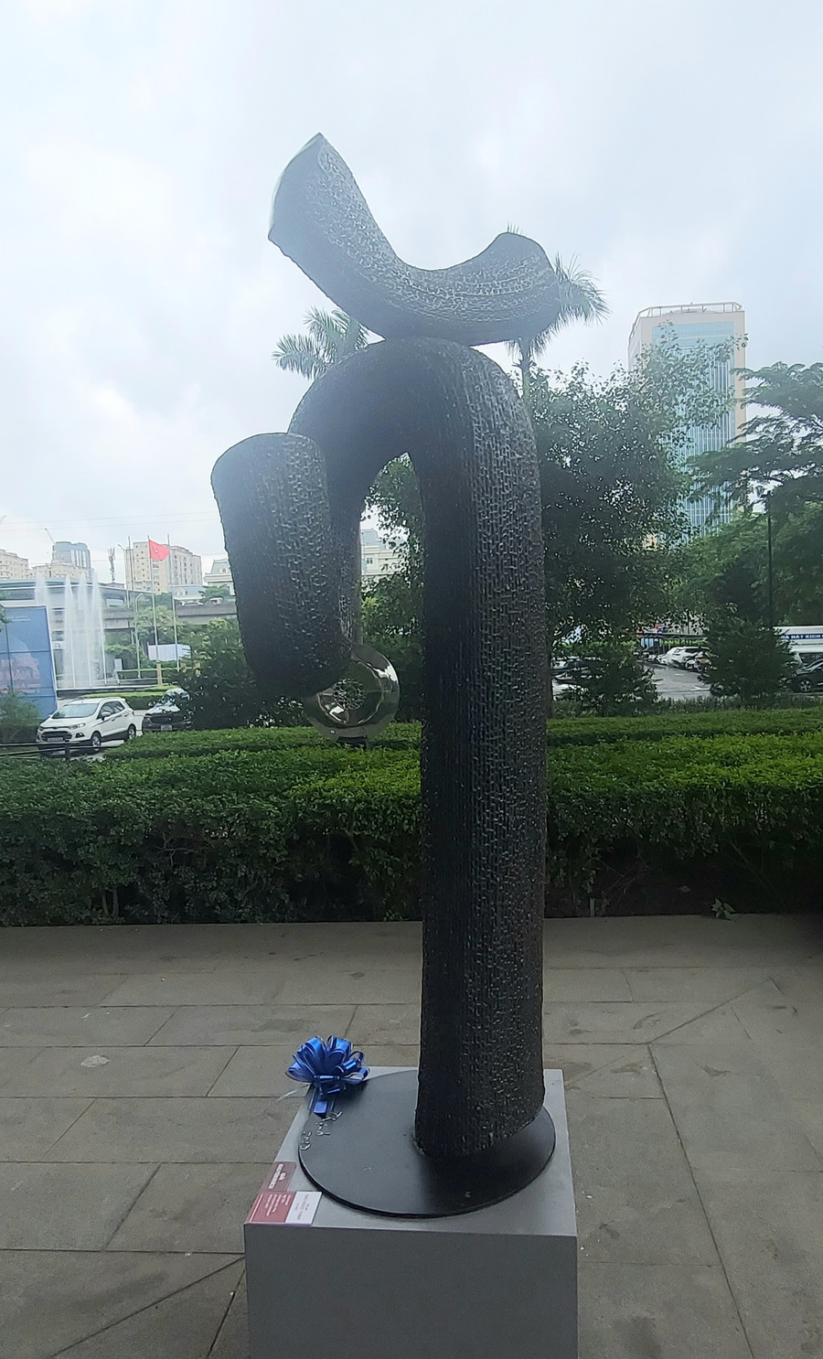 Triển lãm 5 năm Điêu khắc toàn quốc tại Bảo tàng Hà Nội mở cửa đến 10/10. Ảnh: Bình Thanh. Triển lãm 5 năm Điêu khắc toàn quốc tại Bảo tàng Hà Nội mở cửa đến 10/10. Ảnh: Bình Thanh.