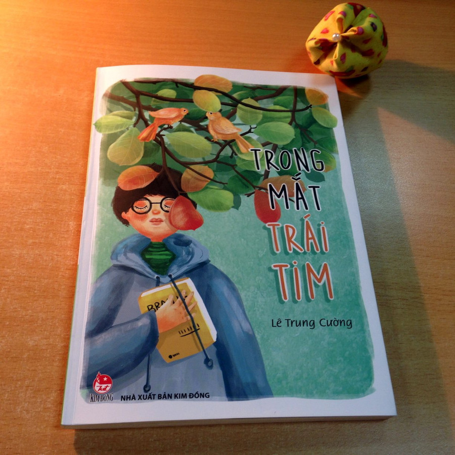 Bìa tập tản văn “Trong mắt trái tim” Bìa tập tản văn “Trong mắt trái tim”