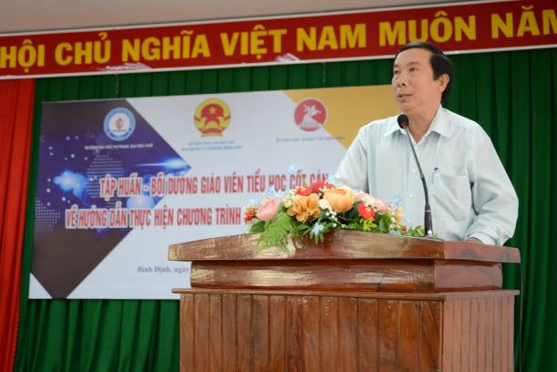 Ông Phan Thanh Liêm phát biểu tại lễ khai mạc tập huấn Ông Phan Thanh Liêm phát biểu tại lễ khai mạc tập huấn