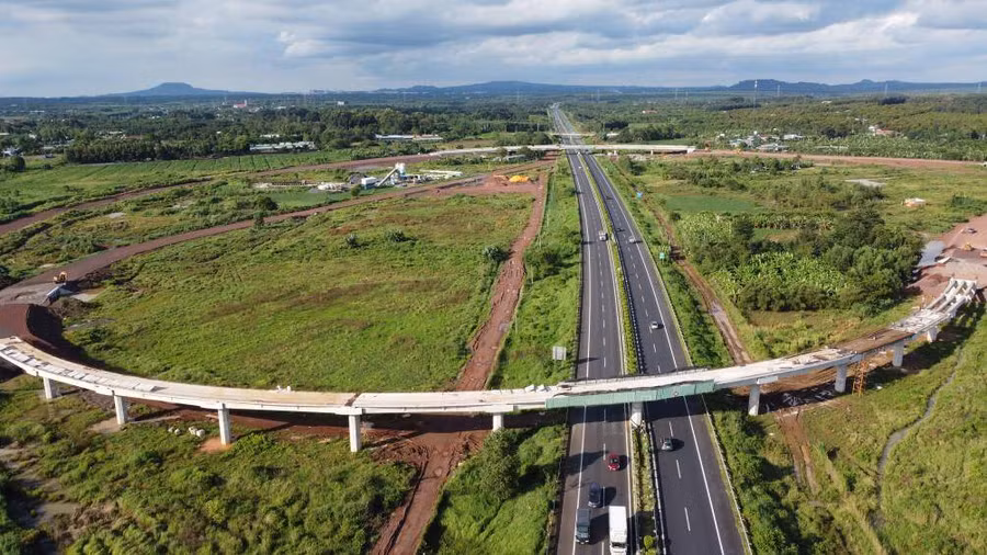 UBND tỉnh Đồng Nai vừa chấp thuận gia hạn 4 dự án cải tạo đất nông nghiệp, chỉ để phục vụ xây dựng cao tốc Phan Thiết - Dầu Giây. (Ảnh minh họa)