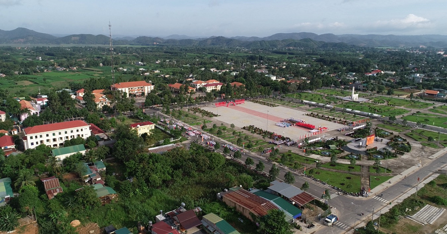 UBND tỉnh Lâm Đồng đề xuất phương án sắp xếp 3 huyện Đạ Huoai, Đạ Tẻh và Cát Tiên thành một đơn vị hành chính cấp huyện trong giai đoạn 2023-2025. UBND tỉnh Lâm Đồng đề xuất phương án sắp xếp 3 huyện Đạ Huoai, Đạ Tẻh và Cát Tiên thành một đơn vị hành chính cấp huyện trong giai đoạn 2023-2025.
