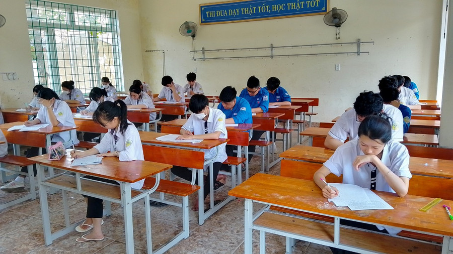 Sở GD&ĐT Quảng Bình tổ chức cho học sinh thi thử vào đầu tháng 5/2023. (Ảnh: CTV). Sở GD&ĐT Quảng Bình tổ chức cho học sinh thi thử vào đầu tháng 5/2023. (Ảnh: CTV).