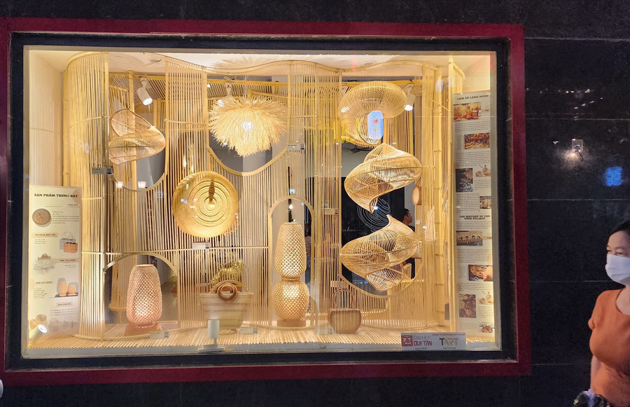 Các thiết kế nhằm tôn vinh các giá trị truyền thống của làng nghề Hà Nội.