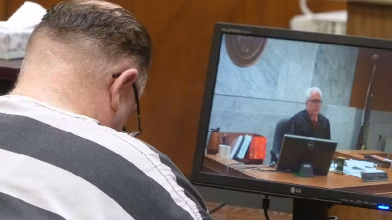 Montwheeler nhận tội trước toà.