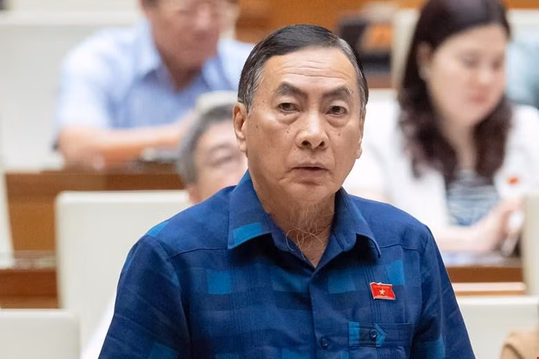 Đại biểu Phạm Văn Hòa, Đoàn ĐBQH tỉnh Đồng Tháp.