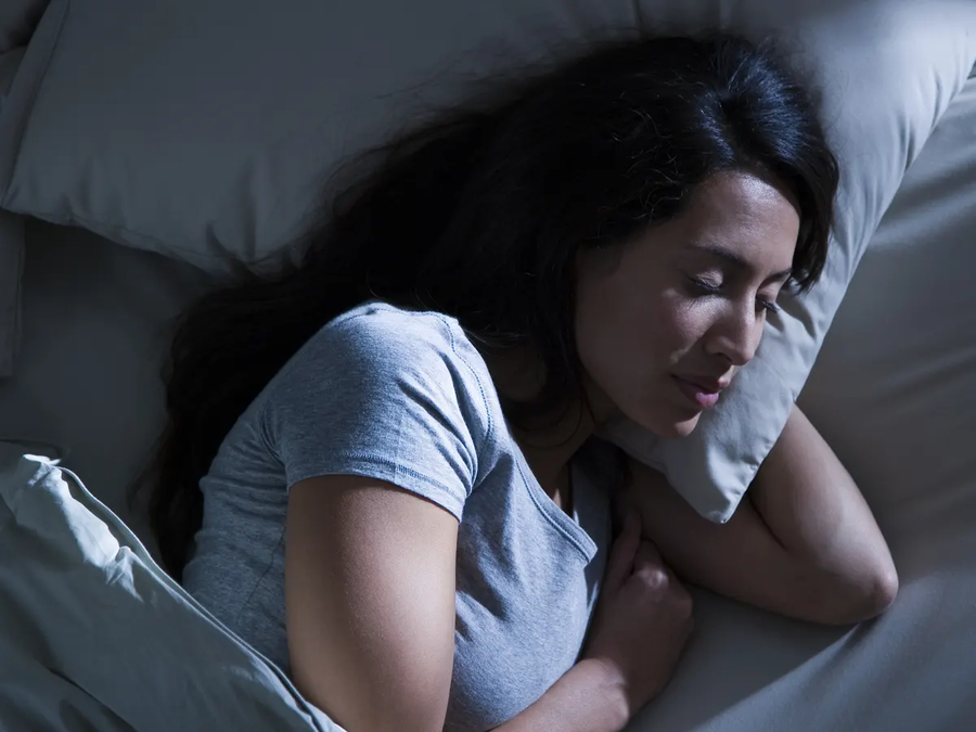 Các giáo viên có thể tắm nước ấm và thư giãn bằng âm nhạc trước khi đi ngủ.